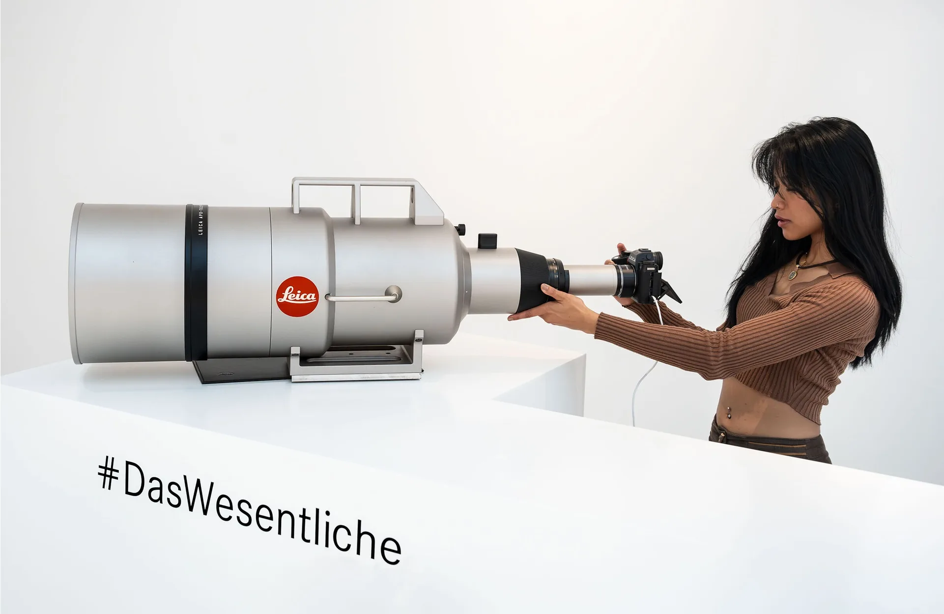 Leica APO-Telyt-R 1600mm f/5.6: Najskuplji objektiv na svijetu i fascinantna priča iza njega