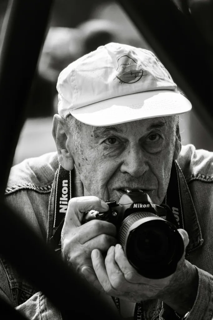 Istraživanje pokazalo kako fotografija može osigurati sretniju starost
