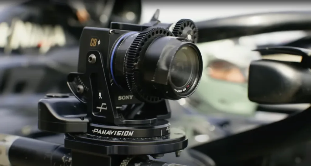 Sonyjevo prilagođeno kompaktno kućište