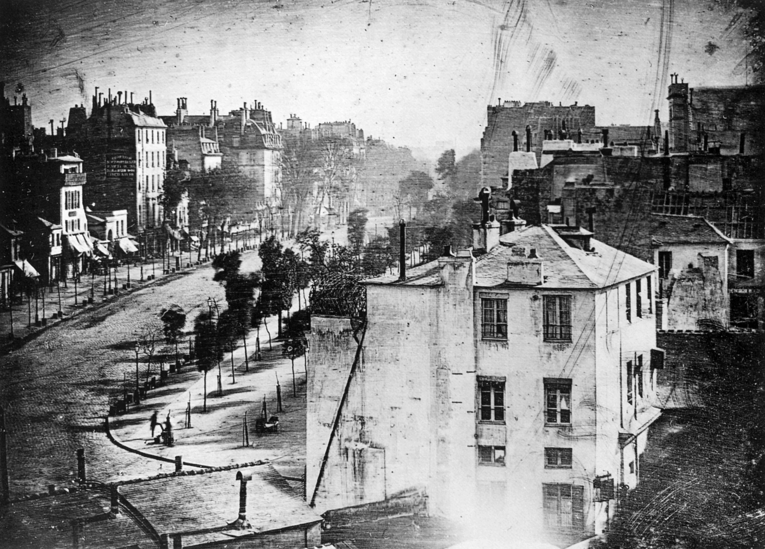 Boulevard du Temple 1838. - prva fotografija s osobom u kadru
