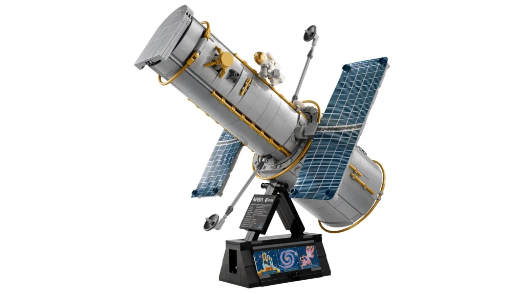 LEGO set svemirskog teleskopa Hubble
