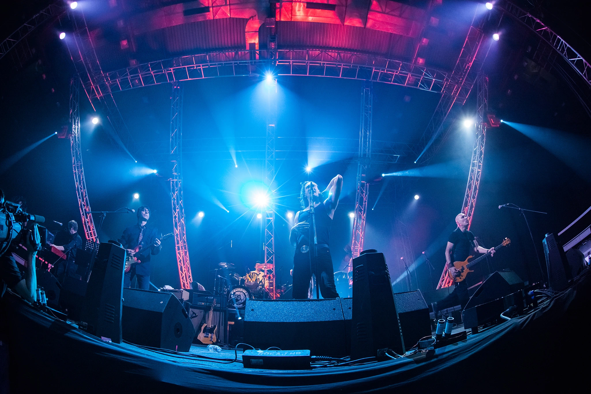 Kako fotografirati koncert: oprema, postavke i prve tri pjesme