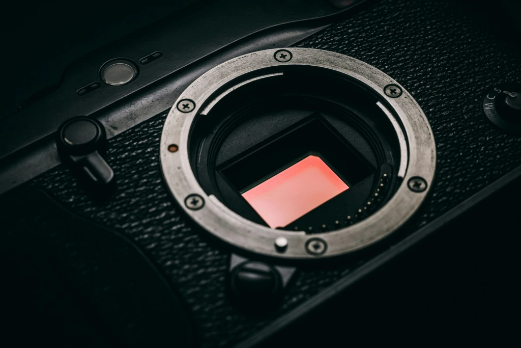 DSLR ili mirrorless: koja je razlika i što kupiti kao prvi fotoaparat