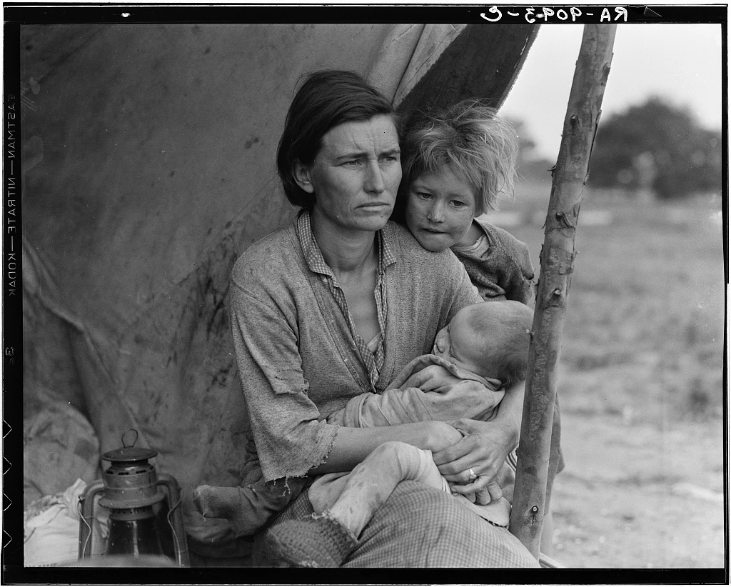 Kako fotografirati portret: srednji kadar serije Migrant Mother, Dorothea Lange 1936.
